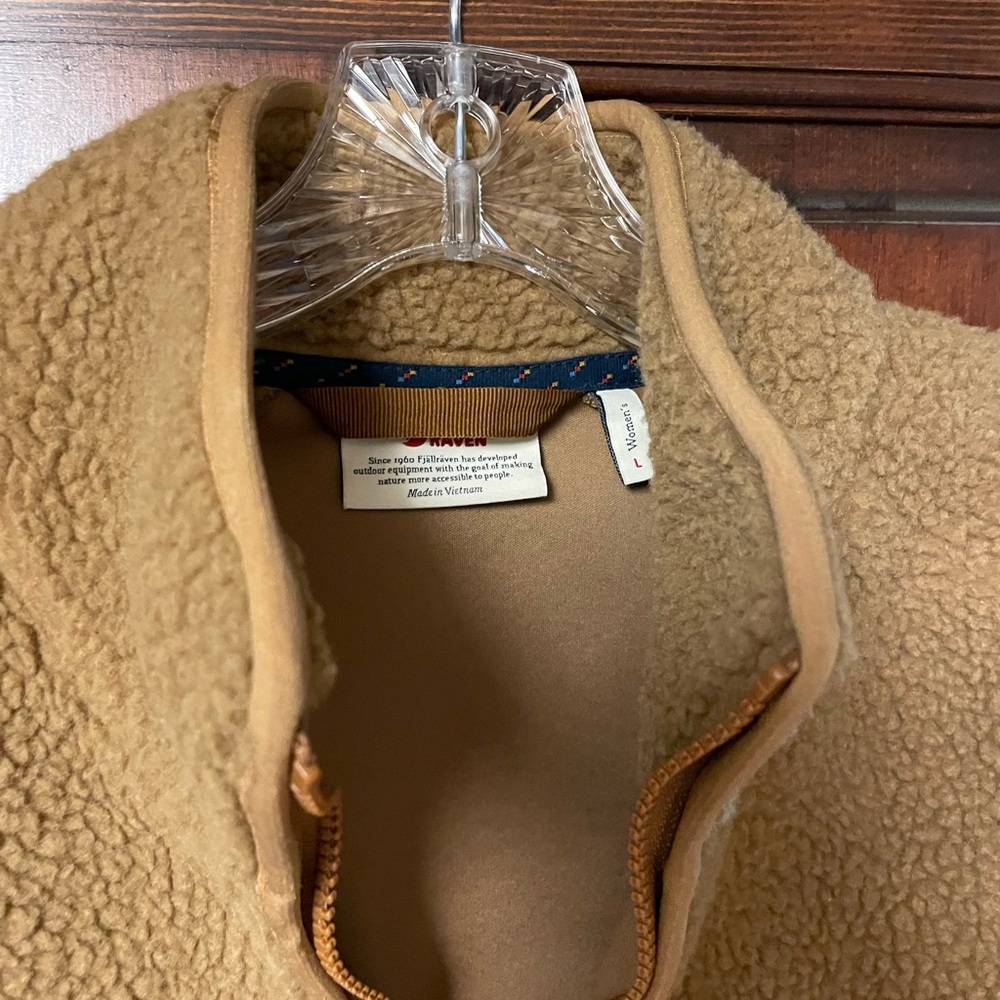 FjallRaven Womens Tan Sherpa Fleece Jacket